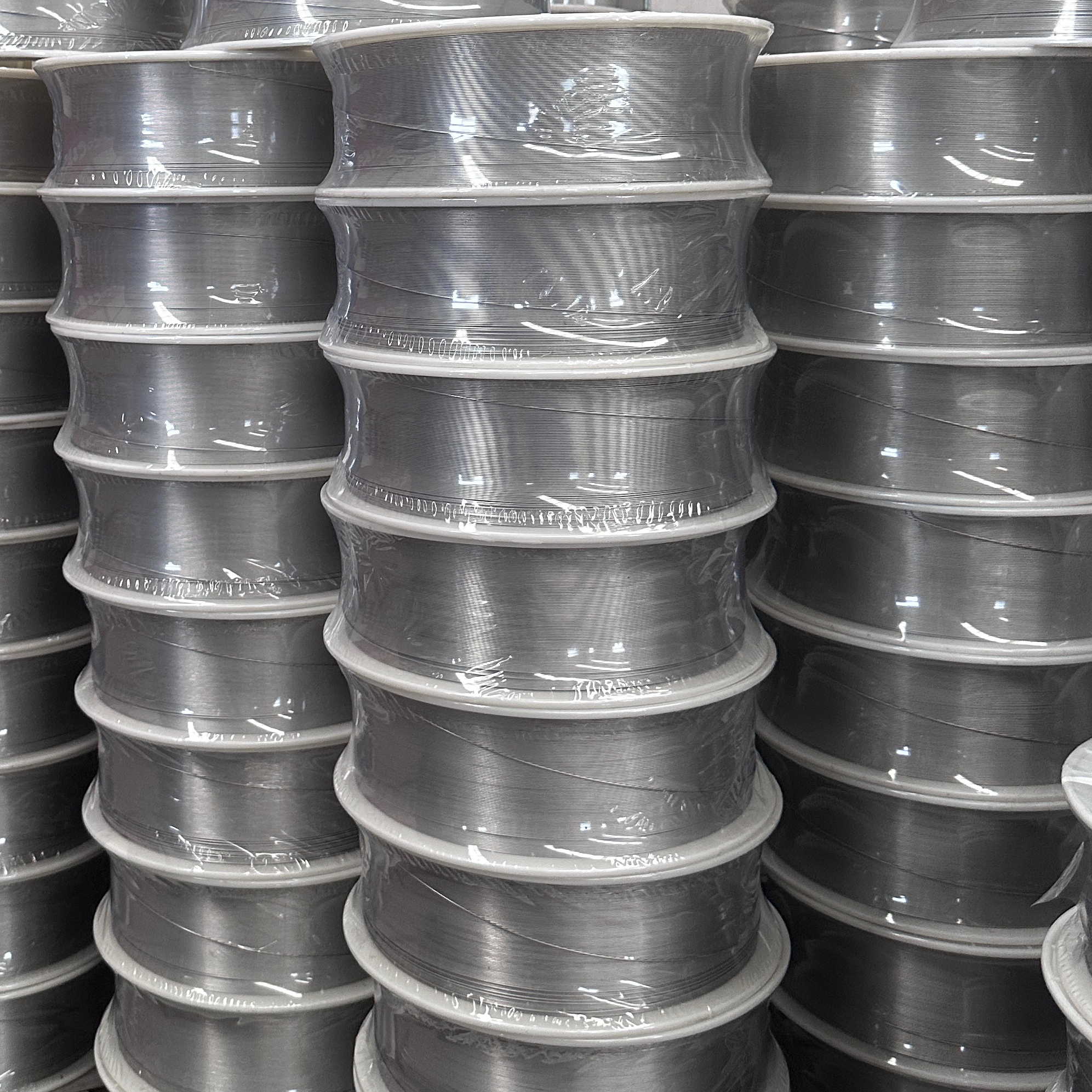 Stainless steel gas shielded welding wire